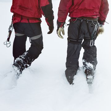 2 mountaineers in the swizz alpes