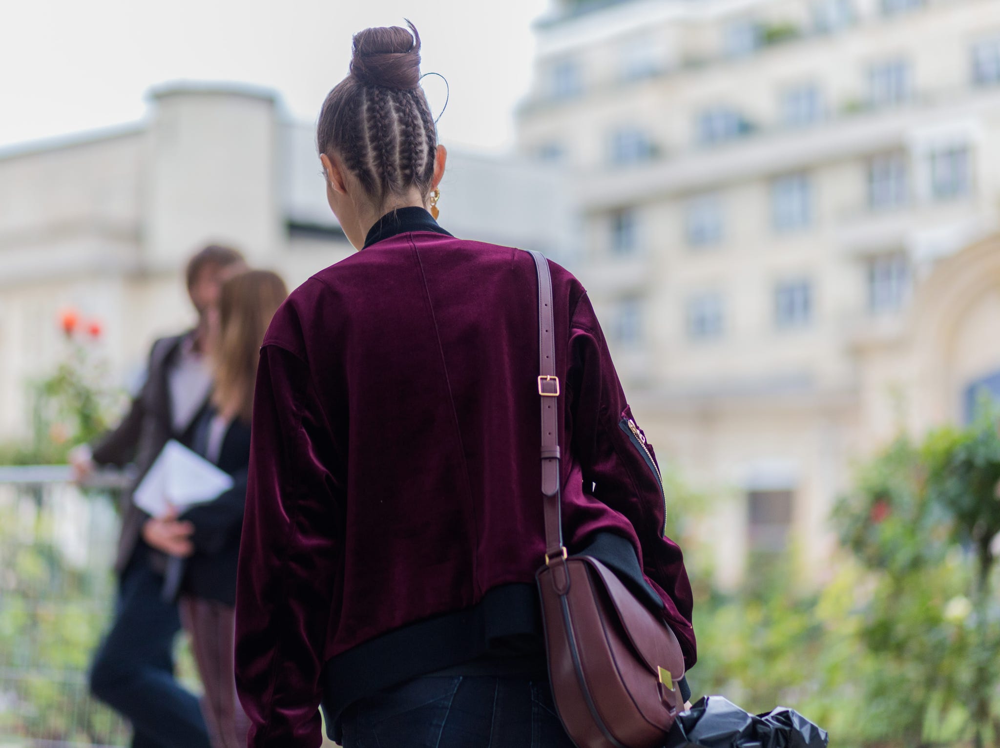 Street fashion, Purple, Fashion, Design, Jacket, Outerwear, Textile, Photography, Plant, Walking, 