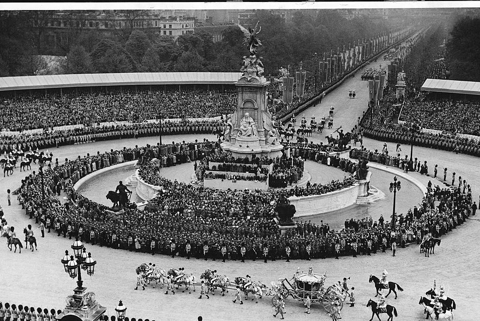 the 1937 coronation procession of king george vi outside buckingham palace photo by © hulton deutsch collectioncorbiscorbis via getty images