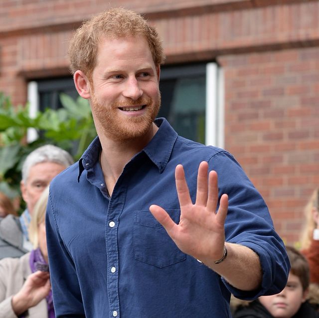 nottingham, england    october 26 prince harry waves as he leaves nottinghams new central police station on october 26, 2016 in nottingham, england photo by joe giddins   wpa poolgetty images