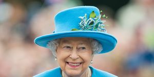 queen elizabeth ii toert over queen mother square in oktober 2016