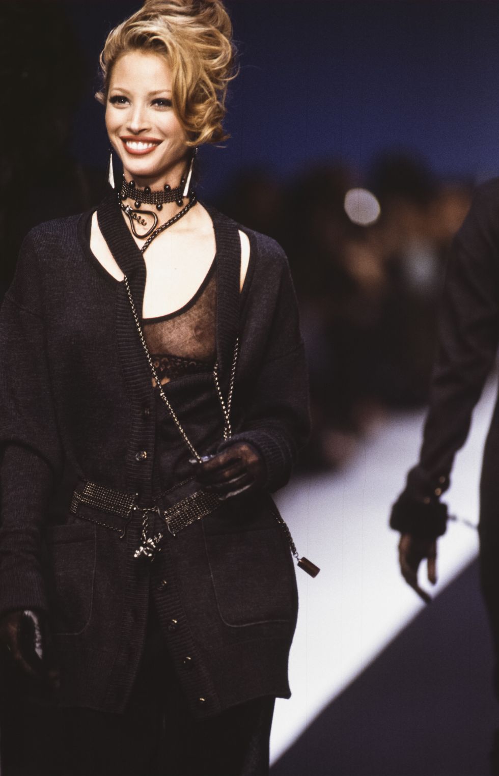 Karl Lagerfeld - Runway - Ready To Wear Fall/Winter 1992-1993