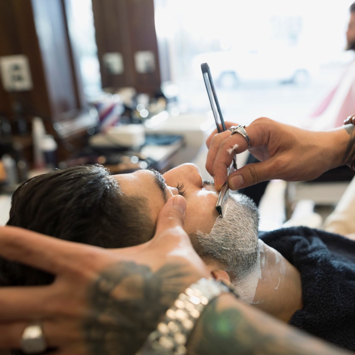 ¿Cómo pedirle el corte de pelo adecuado al peluquero?