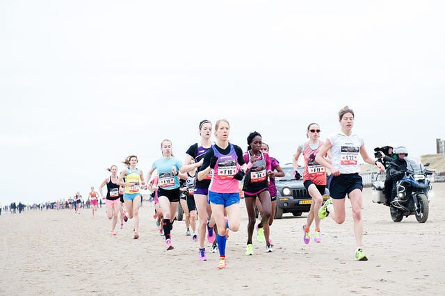 around 10000 runners are running this half marathon on january 8th in the dutch city of egmond aan zee this run has built a reputation during the past 44 years each year, the weather, the wind and the beach determine the course of the saucony egmond half marathon the saucony egmond half marathon is organized by le champion which is also known for organizing for the dam tot dam run and the tcs amsterdam marathon photo by romy arroyo fernandeznurphoto via getty images