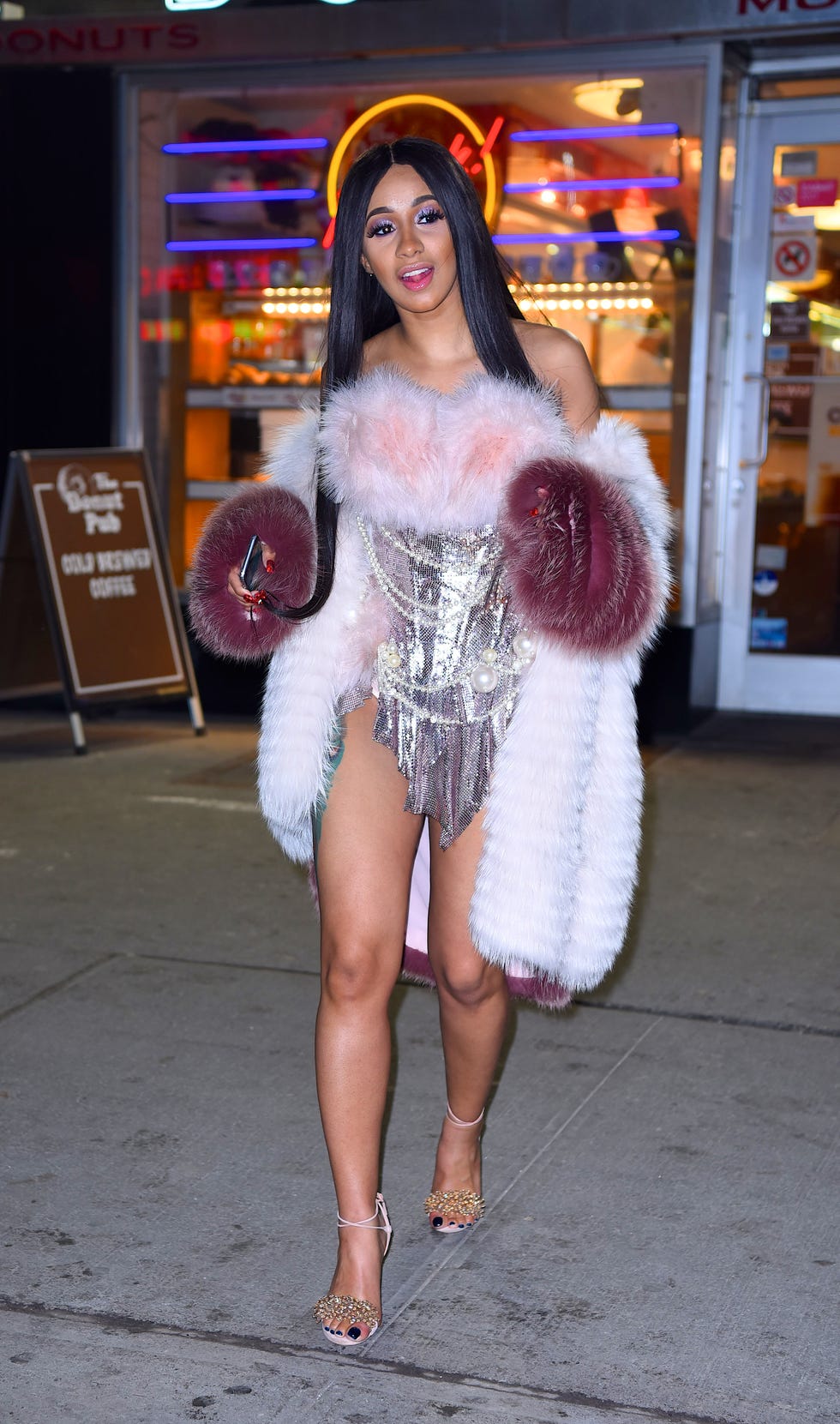 Cardi B Best Beauty Looks, 2017