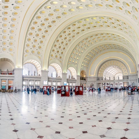 8 Beautiful Train Stations Around The World — Beautiful Train Stations