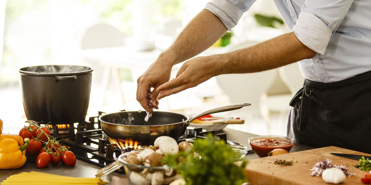 7 Essential Kitchen Tools Every Man Needs to Feel Like a Top Chef - Men's  Journal