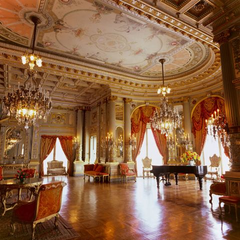 Holy places, Ballroom, Building, Interior design, Room, Palace, Architecture, Furniture, Ceiling, Chair, 