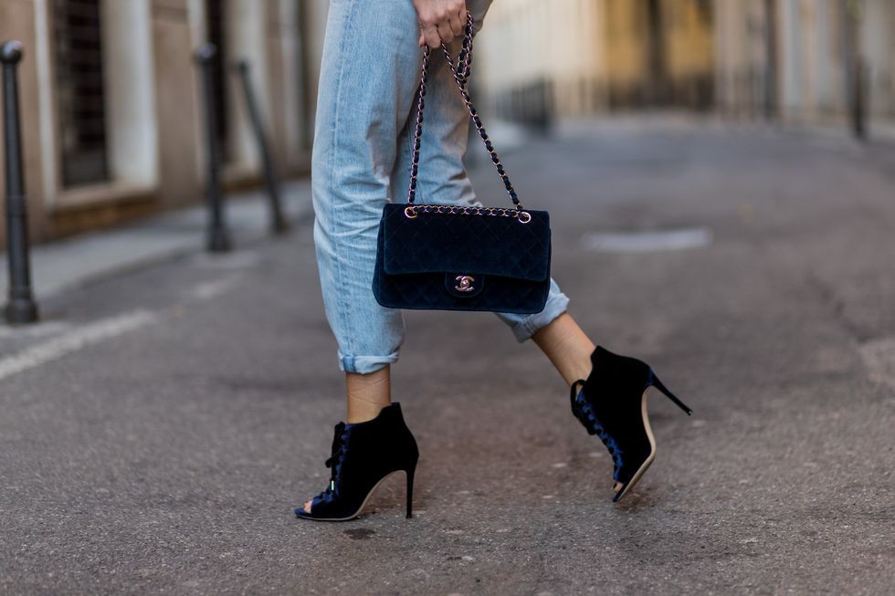 Street fashion, Black, Clothing, Shoulder, High heels, Fashion, Joint, Leather, Footwear, Ankle, 
