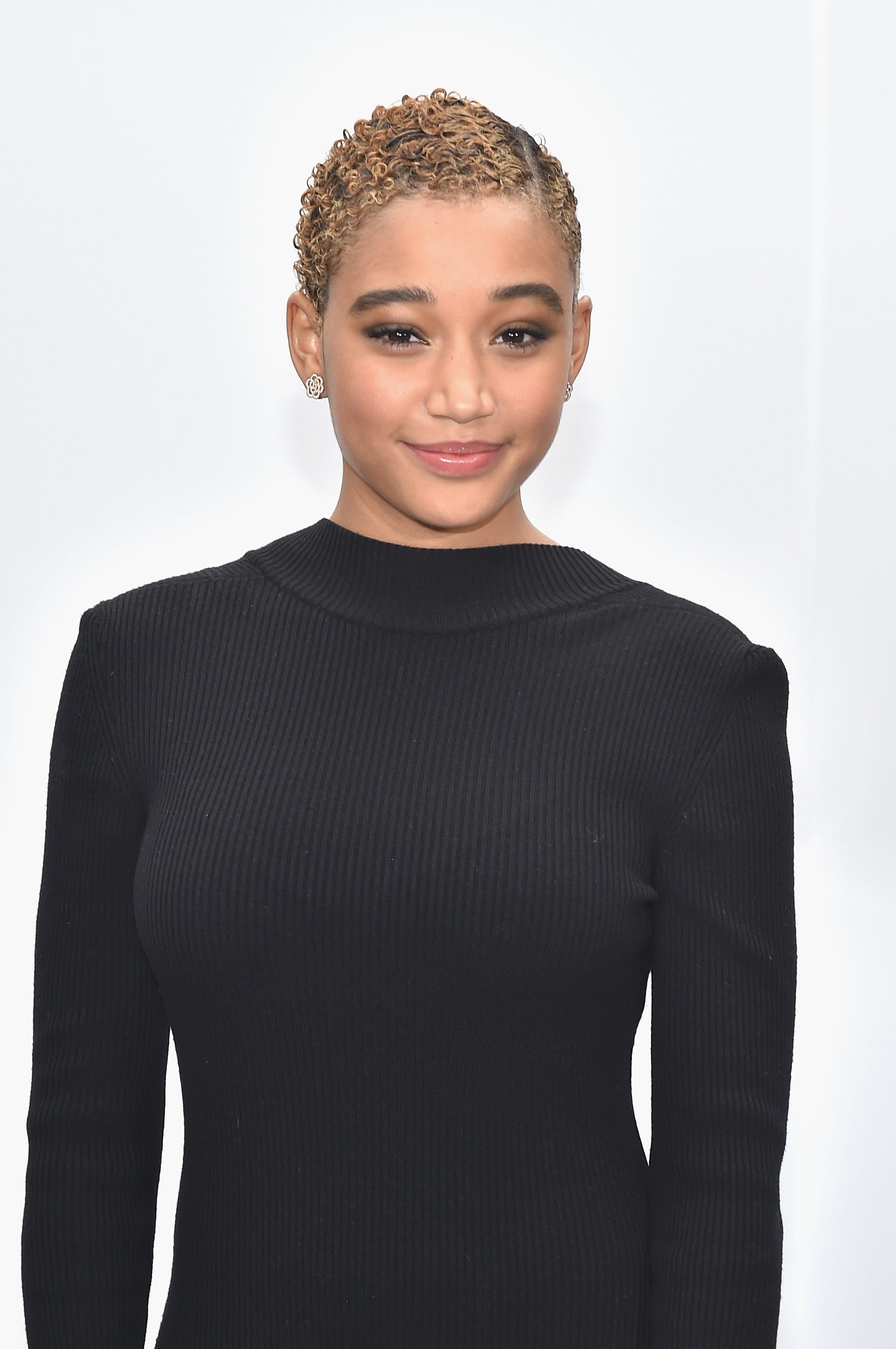 25 Natural Hairstyles for Short Hair to Try in 2024