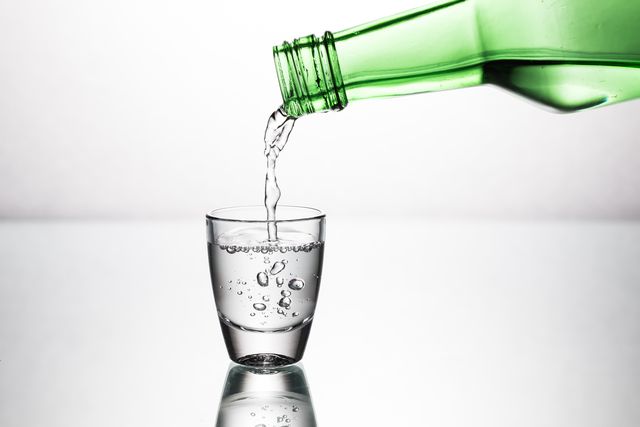 Why we should be served a glass of water with every alcoholic