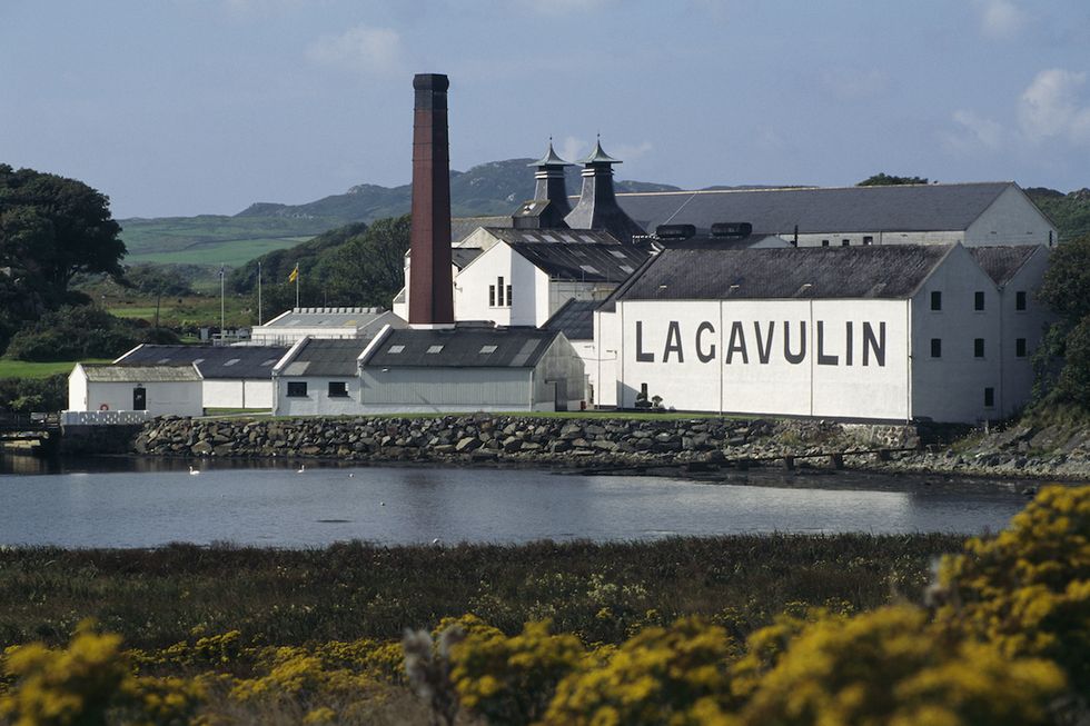 The Magic of Whisky in Scotland