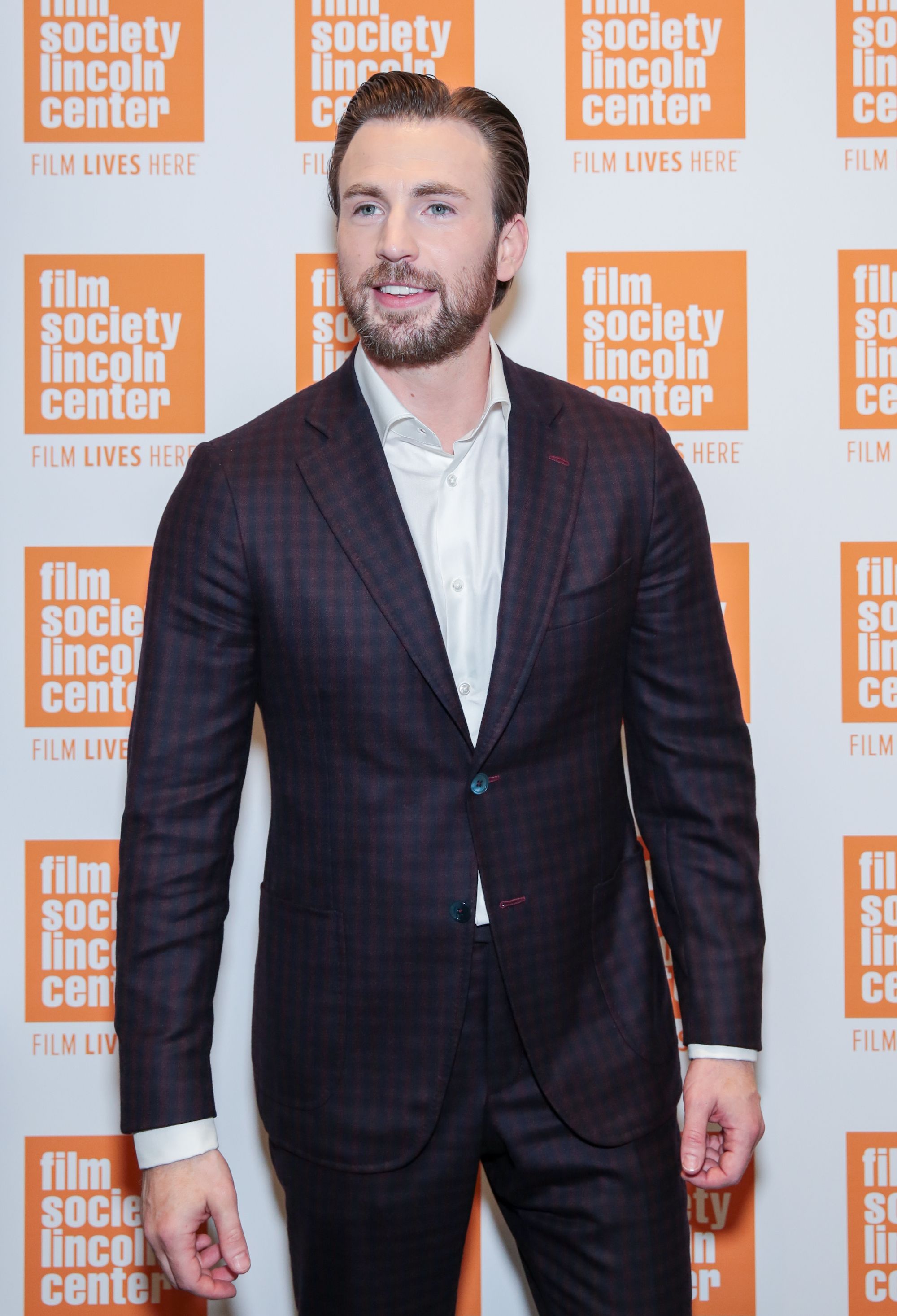 Chris Evans's Hottest Looks Of All Times Are Here