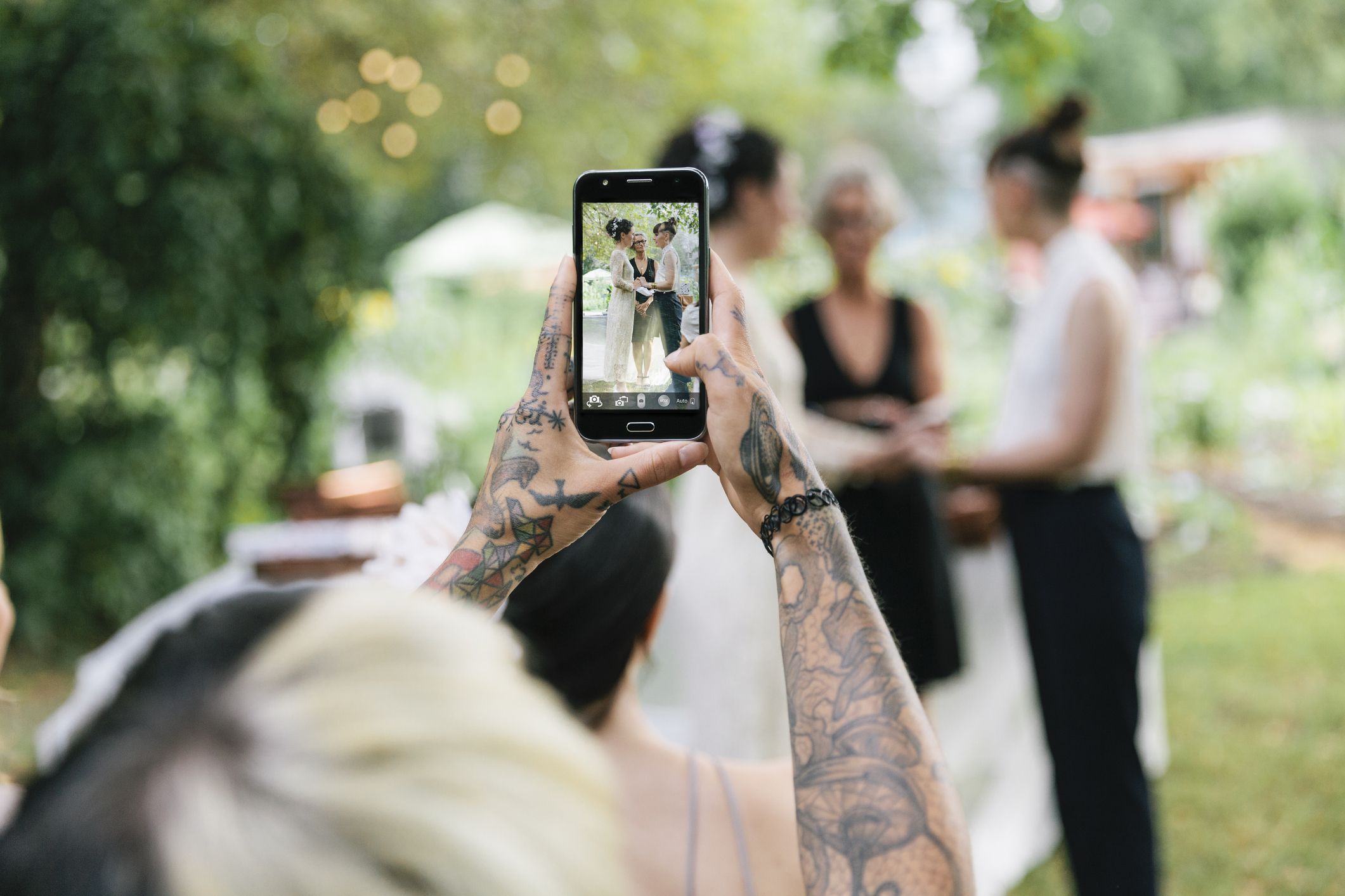19 Rules All Wedding Guests Need to Follow -  