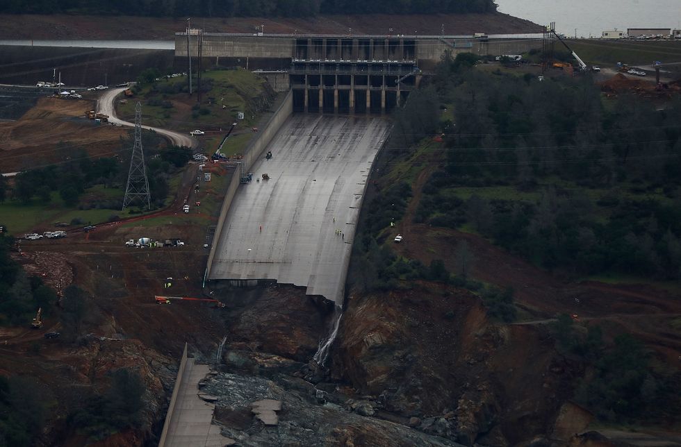oroville dam destruction