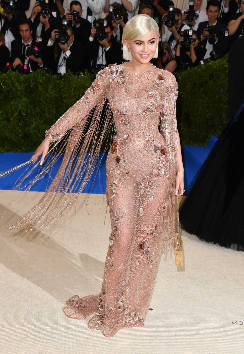 Kylie Jenner In Atelier Versace - 2017 Met Gala - Red Carpet