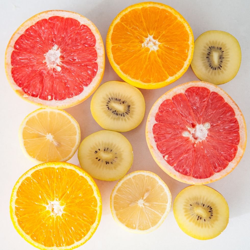 Citrus, Fruit, Grapefruit, Food, Citric acid, Orange, Orange, Lemon, Natural foods, Plant, 