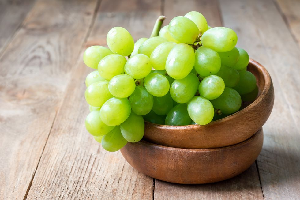 foods for constipation grapes