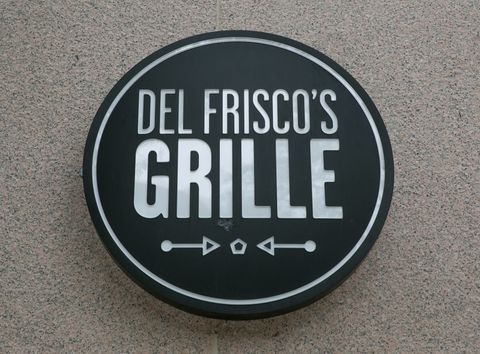 the entrance to del friscos grille restaurant on pennsylvania avenue