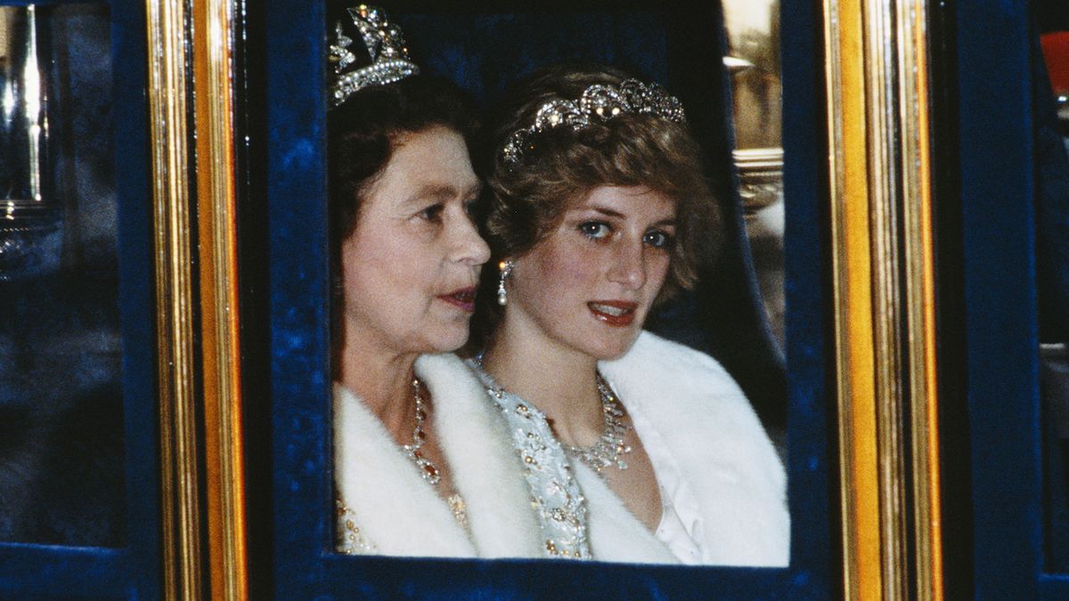 Princess Diana and Queen Elizabeth II: The Tumultuous Relationship Between the Royals