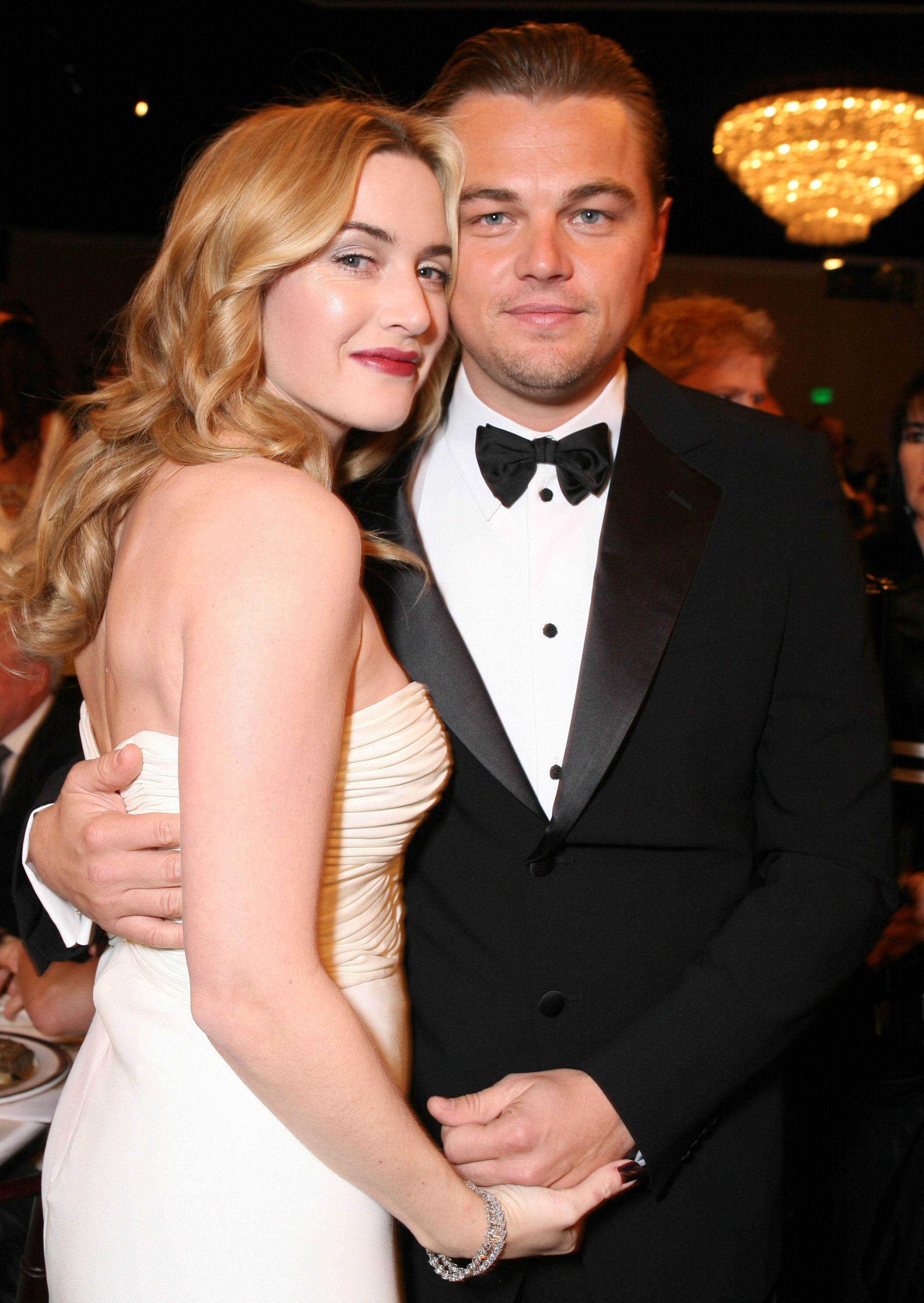 kollision Udfordring diagonal Kate Winslet And Leonardo DiCaprio's Friendship: The British Actor Opens Up  About 'Titanic' Co-Star