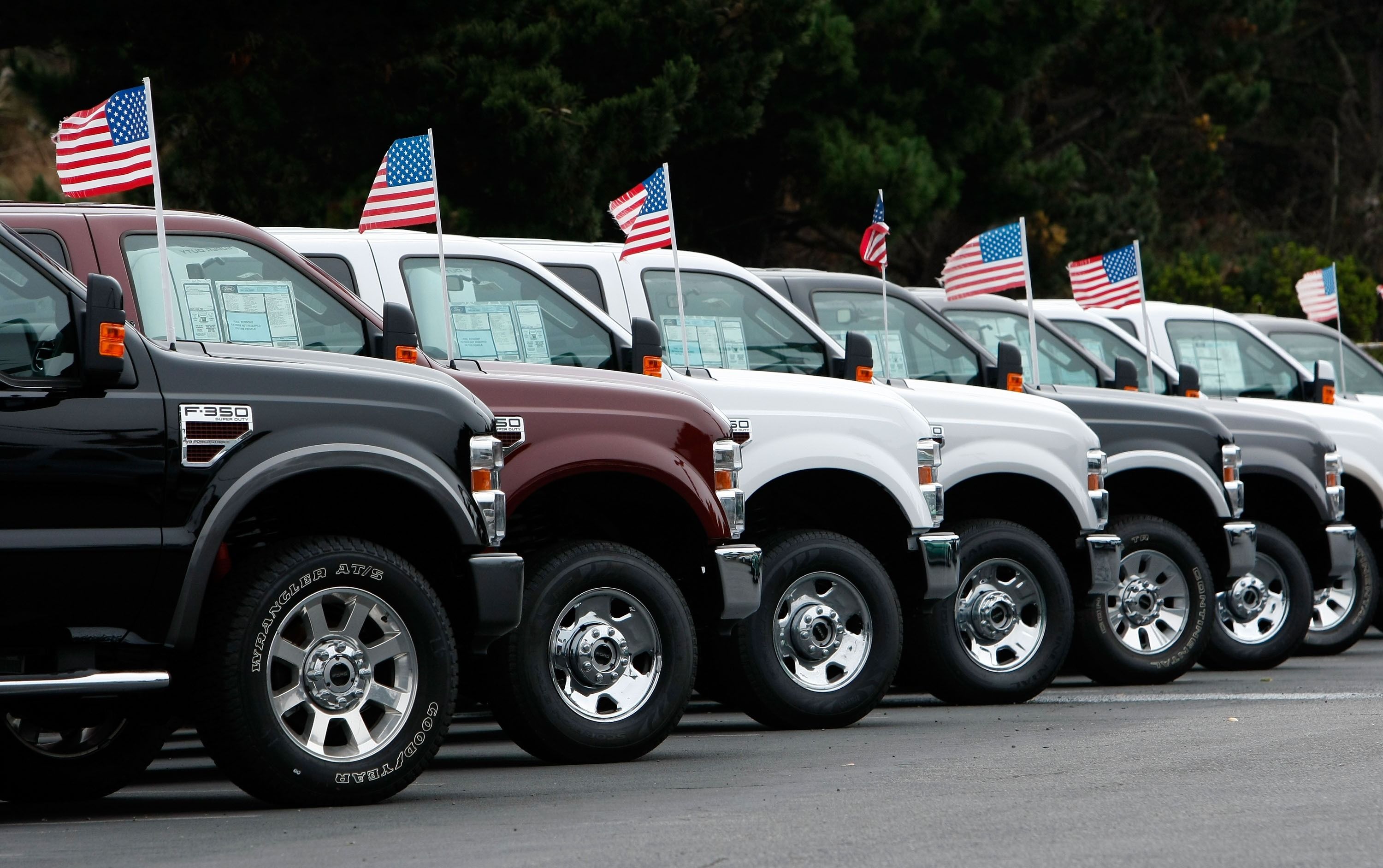 Record Number of People Spending Over 1000 on Monthly Car Payments