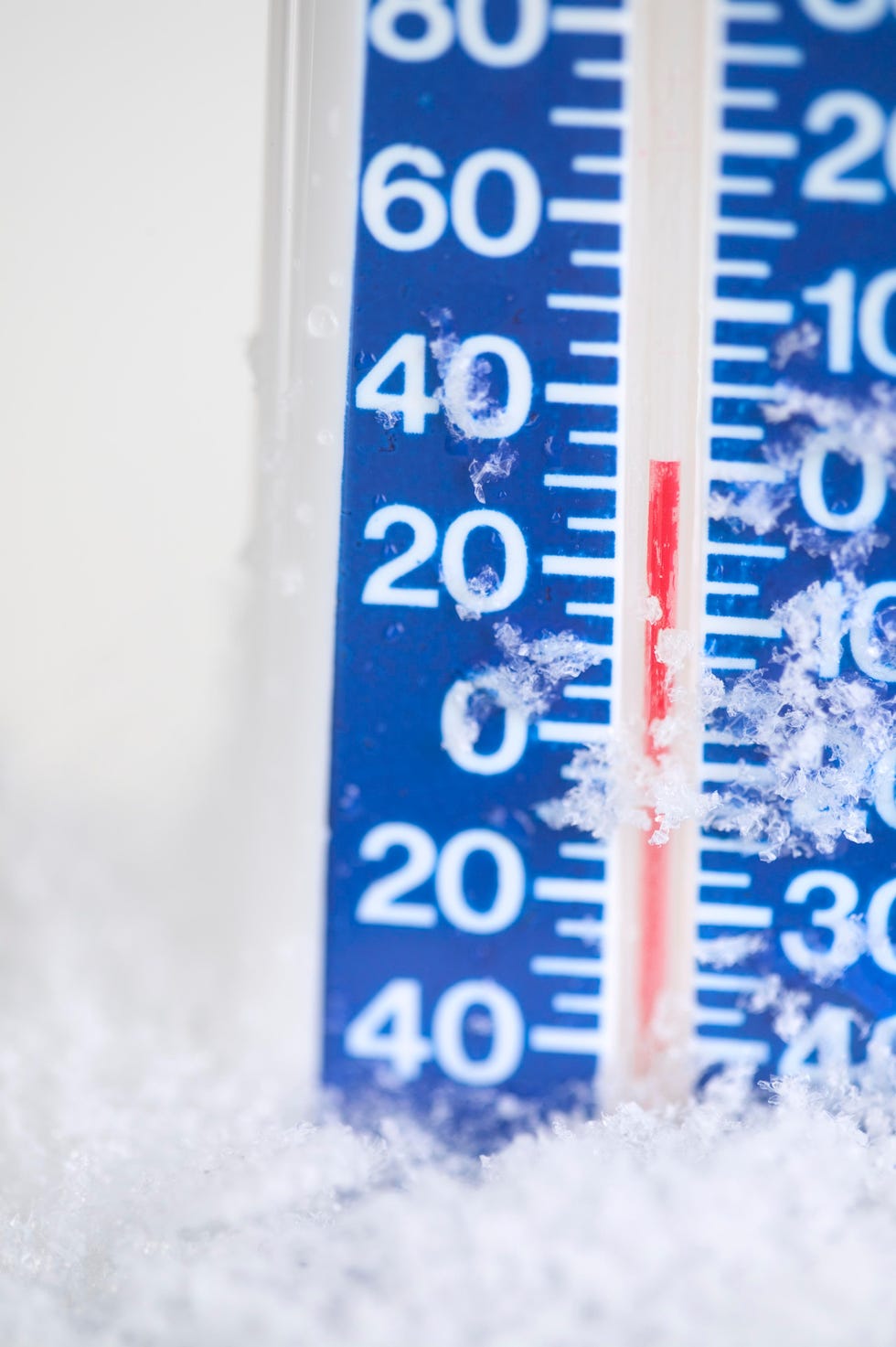 Thermometer in freezing conditions