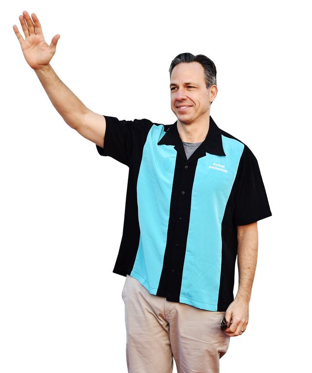 Arm, Turquoise, Standing, Gesture, Sleeve, Finger, Outerwear, Thumb, 