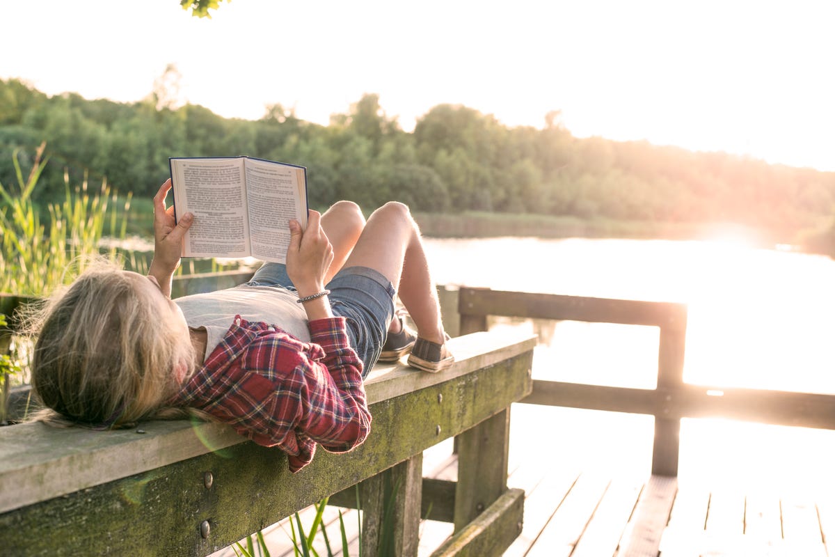 La treccia? Te la insegnano le adolescenti sui social