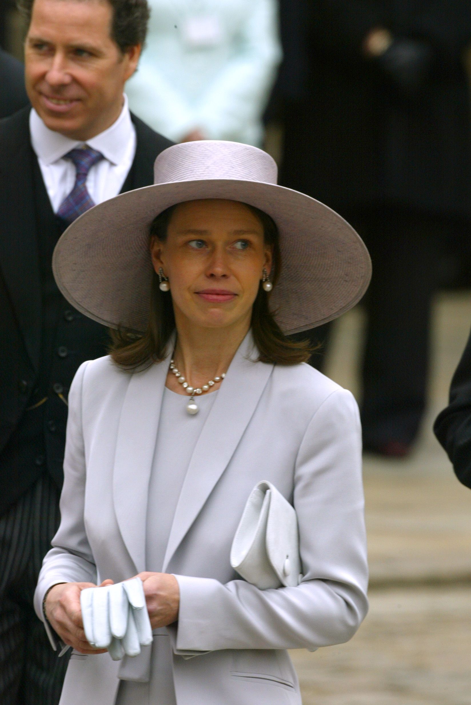 British style wedding store hats