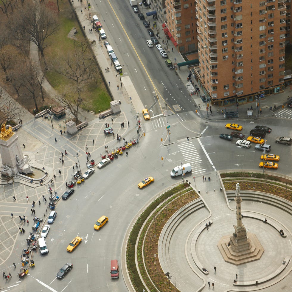 Intersection, Road, Street, Thoroughfare, Aerial photography, Metropolitan area, Junction, Lane, Traffic circle, Infrastructure, 