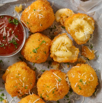 Deep Fried Macaroni and Cheese Balls deep fried macaroni and cheese balls with marinara sauce
