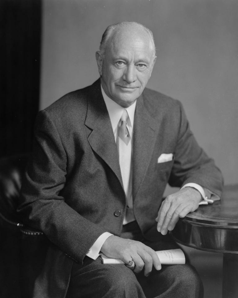 conrad hilton, sr 1887   1979, founder of the hilton hotel chain he is the great grandfather of paris hilton, 1952 new york photo by bachrachgetty images