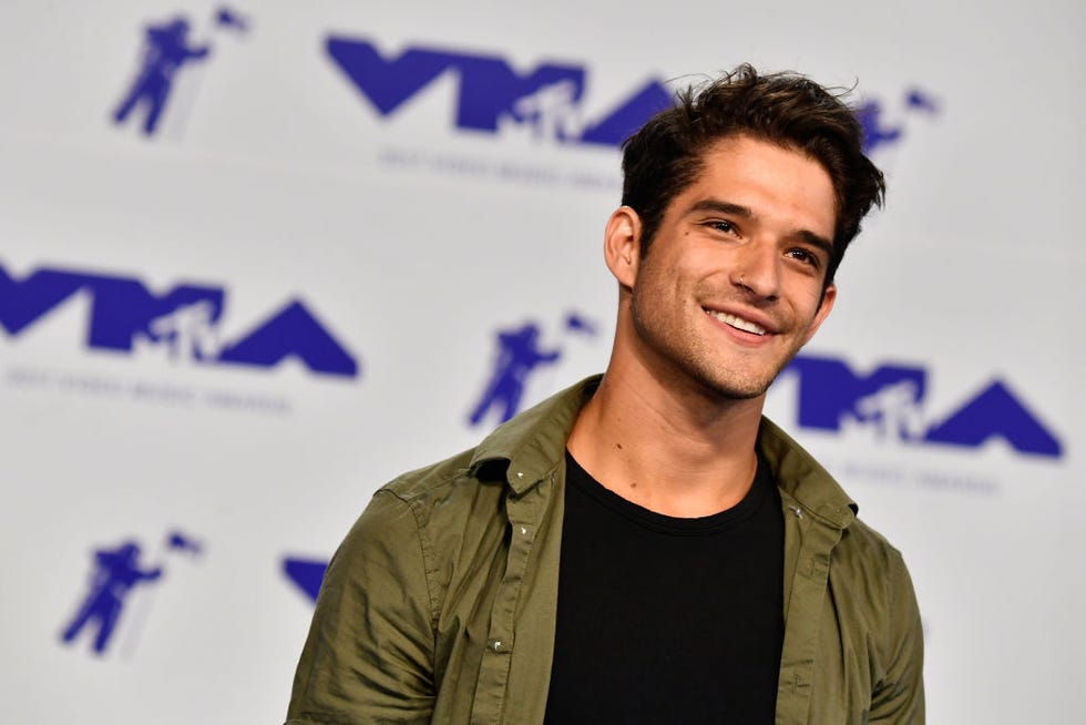 inglewood, ca august 27 tyler posey attends the 2017 mtv video music awards at the forum on august 27, 2017 in inglewood, california photo by frazer harrisongetty images