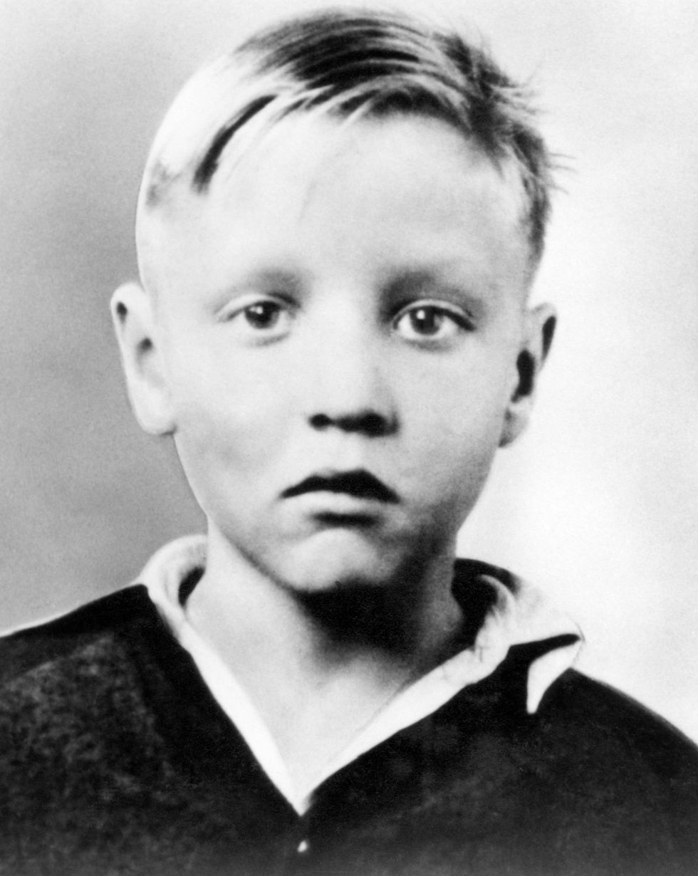 united states   january 01  usa  photo of elvis presley, elvis presley as a child   cearly 1940s  photo by rbredferns
