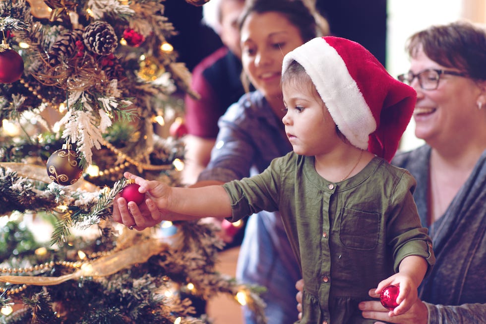 A brief history of Christmas Tree Toppers