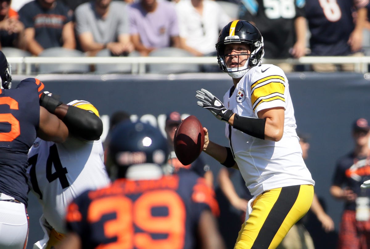 Steelers Starters Shine, Blank Falcons