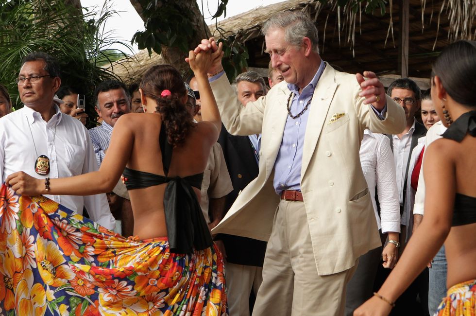 prince charles visiting brazil in 2009 and dancing