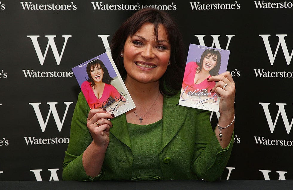 lorraine kelly novel island swimmer