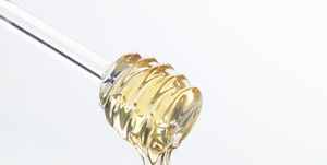 Soybean oil, Vegetable oil, Honey, Cooking oil, Cottonseed oil, Oil, Wheat germ oil, Syrup, Glass, Rice bran oil, 