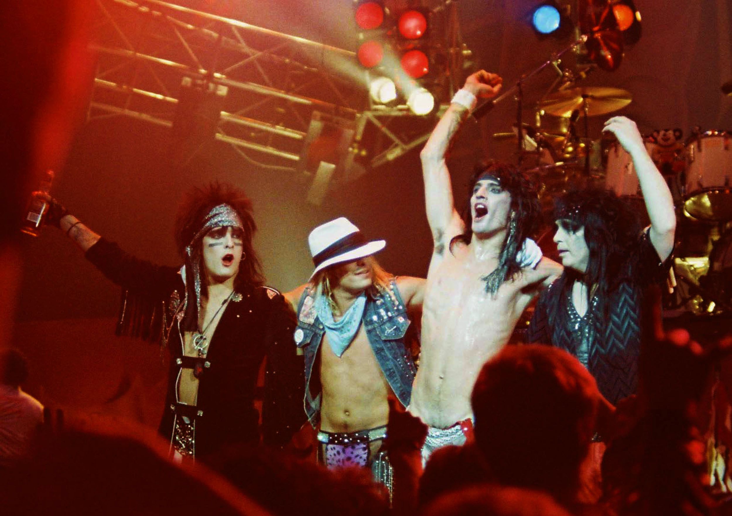 Motley Crue Photos - Pictures of Motley Crue Partying and Playing