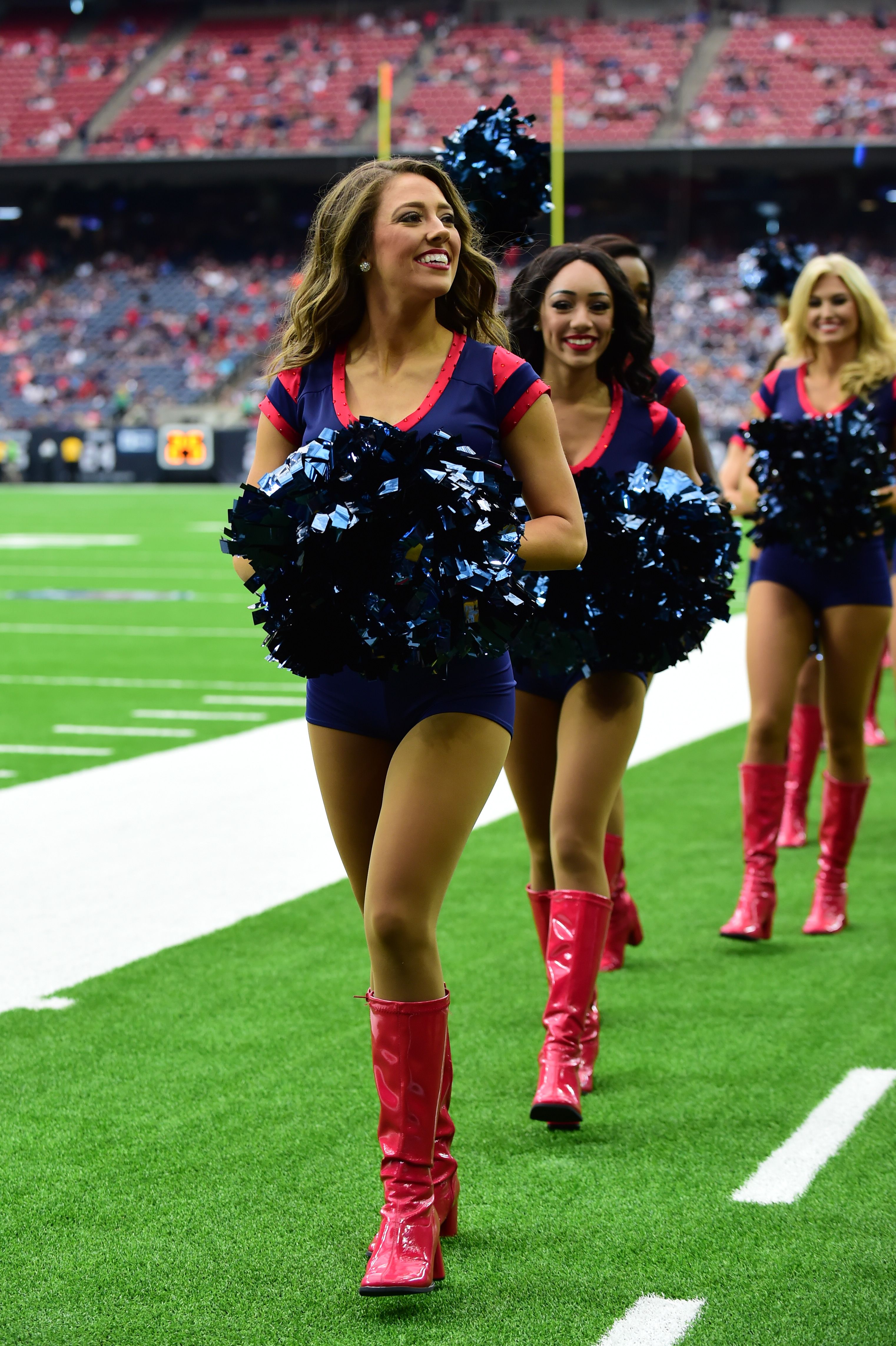 Houston Texans Cheerleader Sues Team For Underpaying $7.25 Hourly Wage And  Wrongful Termination