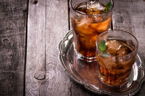 Drink, Cuba libre, Long island iced tea, Iced tea, Old fashioned, Black russian, Dark 'n' stormy, Alcoholic beverage, Distilled beverage, Rusty nail, 
