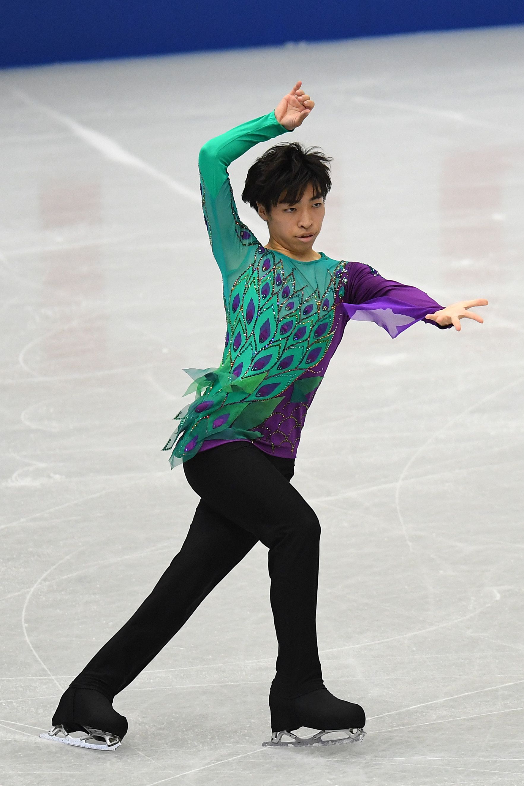 Male Figure Skaters - Mens Ice Skating Costumes