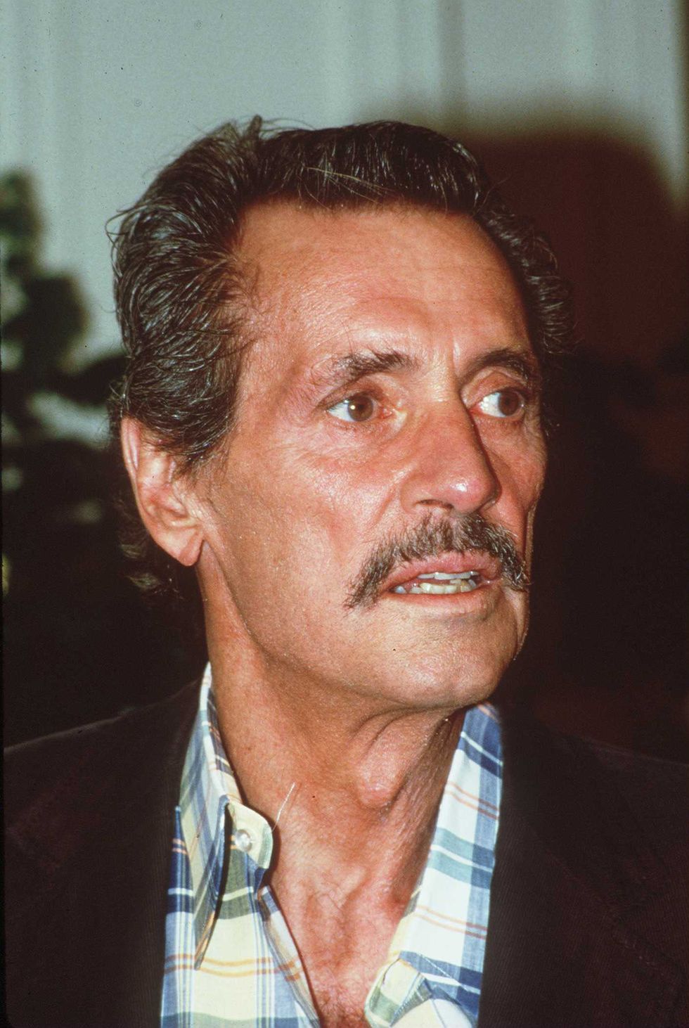 carmel, ca   1985 rock hudson, a few months before he died of aids, at a press conference , 1985, carmel, california photo by paul harrisgetty images
