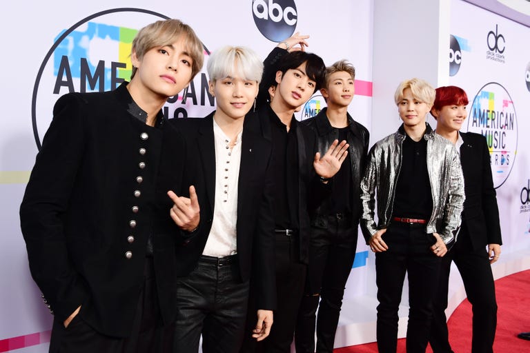 BTS Arrive at American Music Awards - BTS AMA 2017 Red Carpet Style