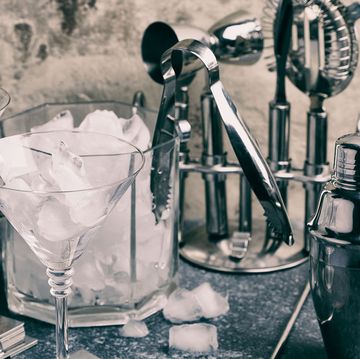 Black-and-white, Photography, Monochrome photography, Still life photography, Drinkware, Monochrome, Stock photography, Glass, Drink, Style, 