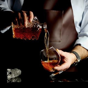 Drink, Alcohol, Liqueur, Bartender, Distilled beverage, Whisky, Cocktail, Manhattan, Boilermaker, Wine cocktail, 