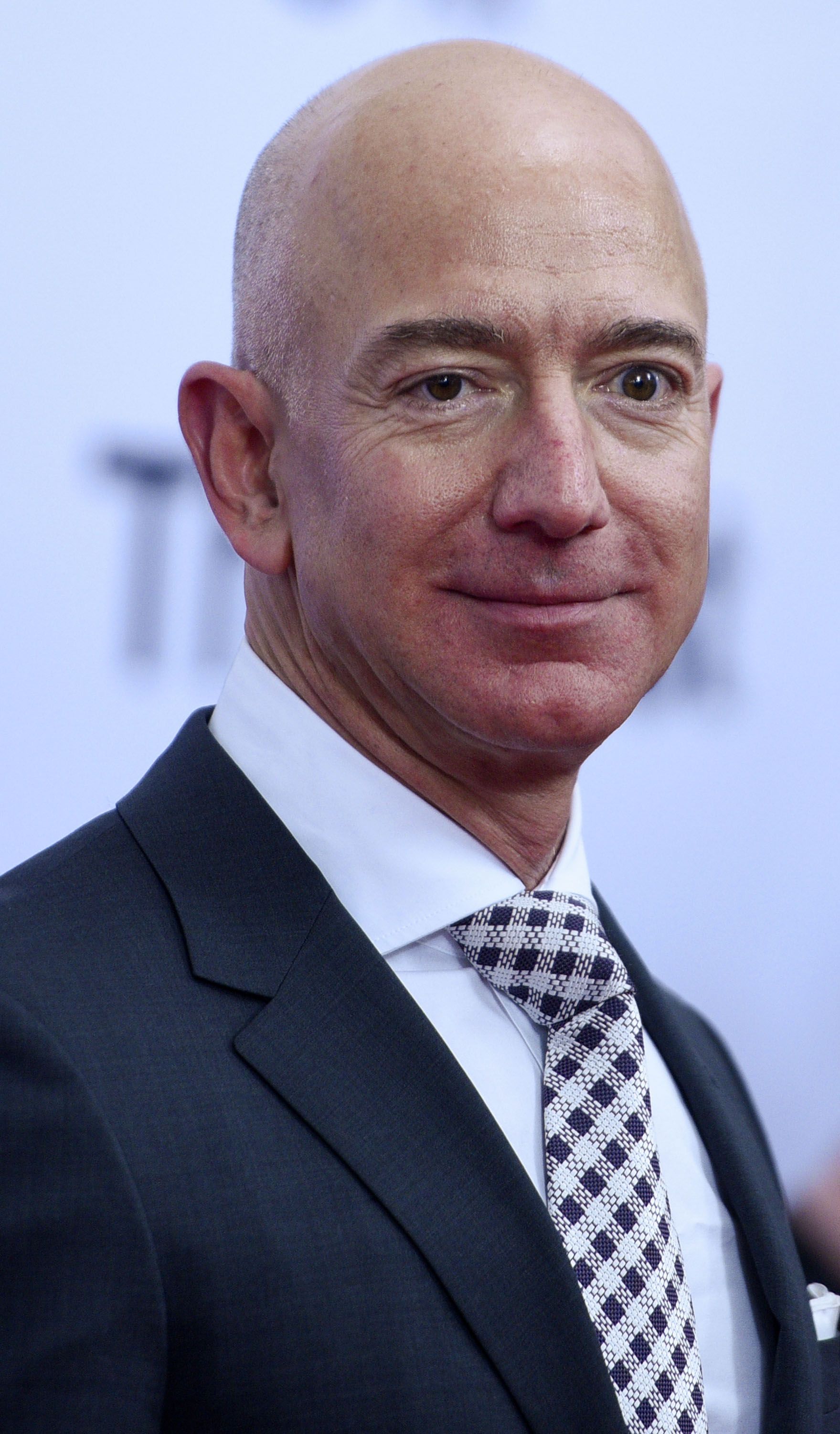 Jeff Bezos Net Worth 2021: Is  CEO Still the Richest Man in the World?