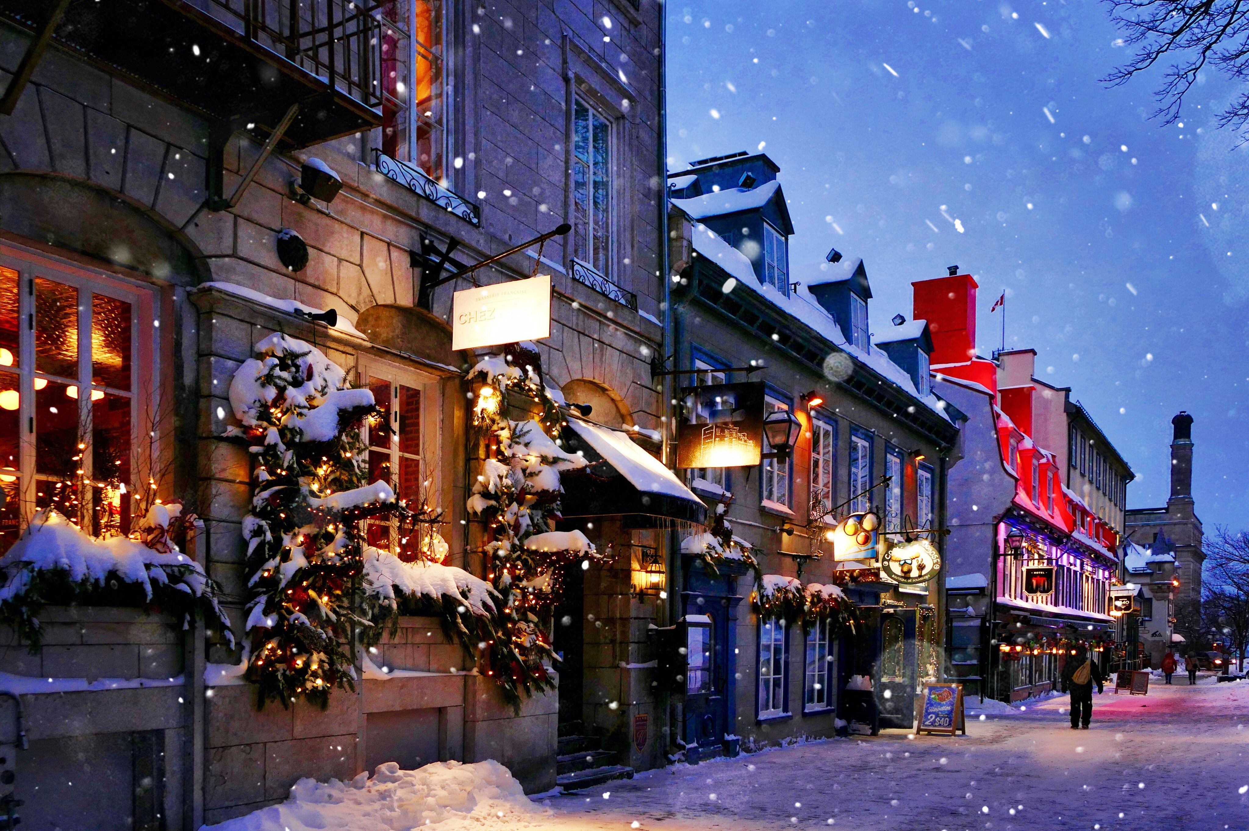 Snowy Christmas Town   Gettyimages 901346630 1566417450 